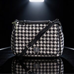 NWT - Vera Bradley Turnlock Crossbody Midnight Houndstooth Black and White